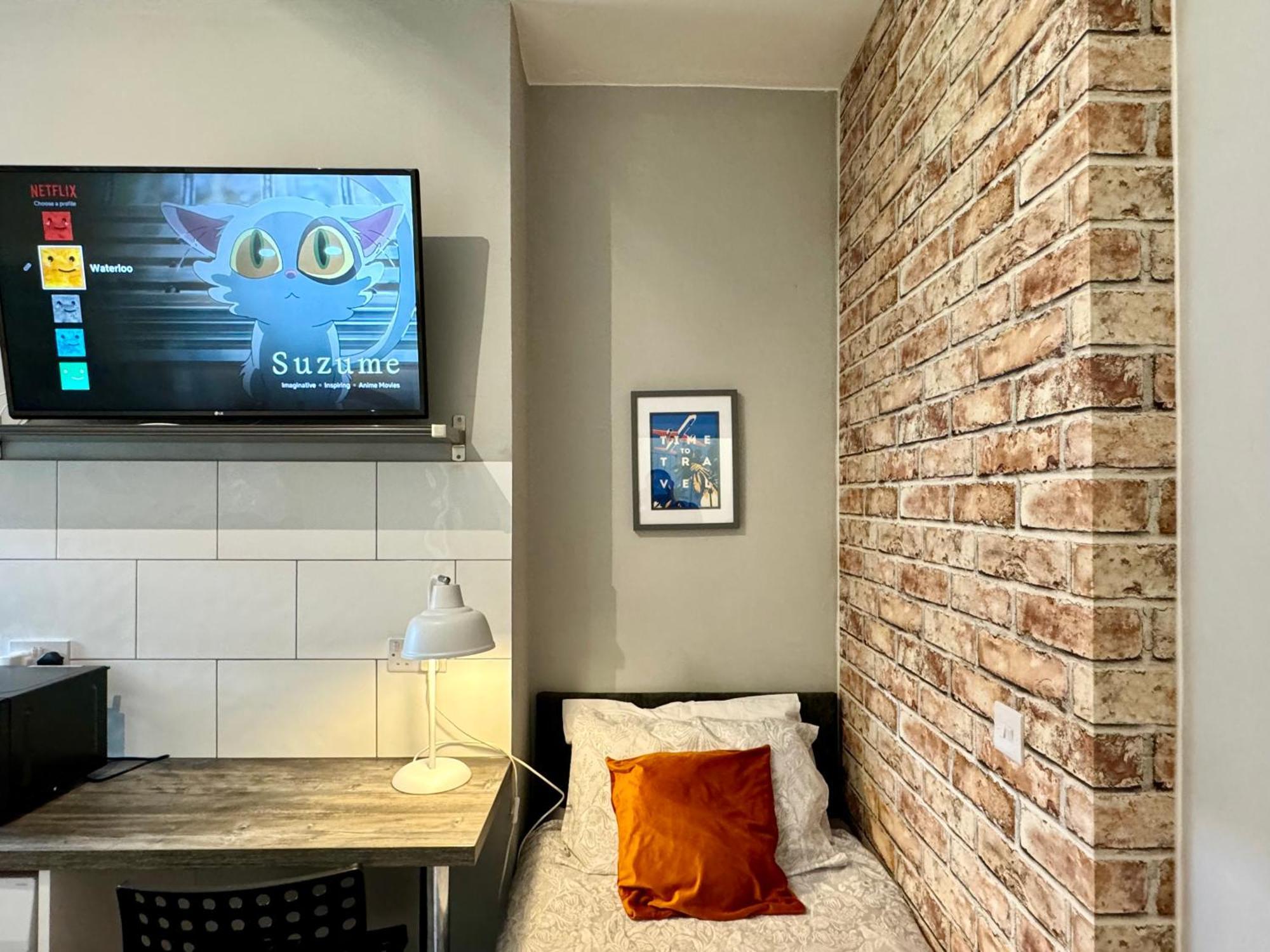 Limpenny Studio - Cityscape Cozy Corner Nottingham Exterior photo